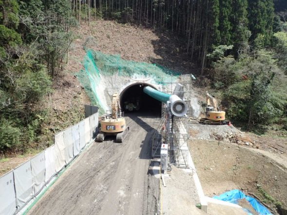 薩摩川内市の湯之元第１トンネル